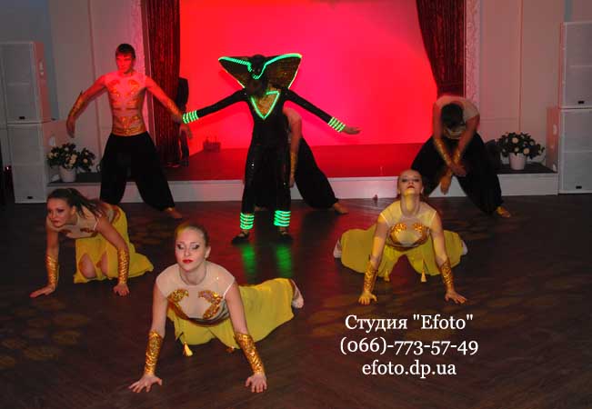 Фото: шоу-балет Антарес, Днепропетровский благотворительный  Городской новогодний бал-2013