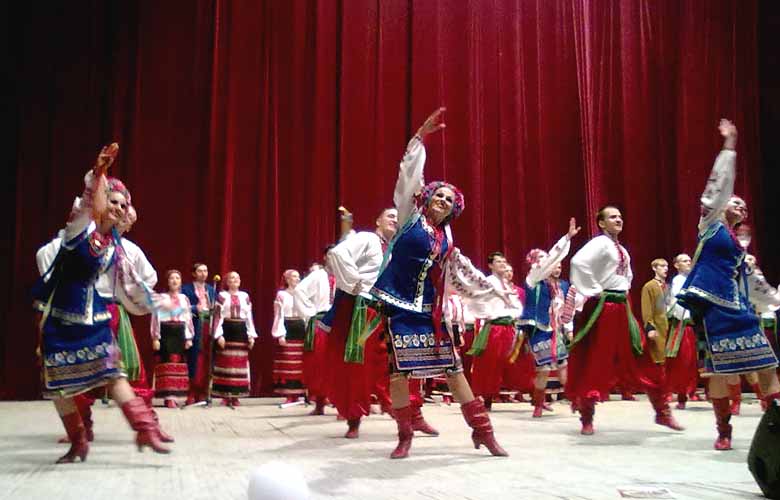 Фото концерта хора имени Веревки в День Города в Днепропетровске