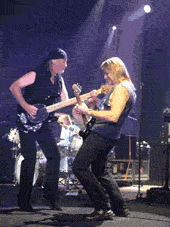 ������ ������ (Roger Glover) � ���� ��. ���� (Steve Morse), ������� ���������� ���-������ "Deep Purple" � ���������������