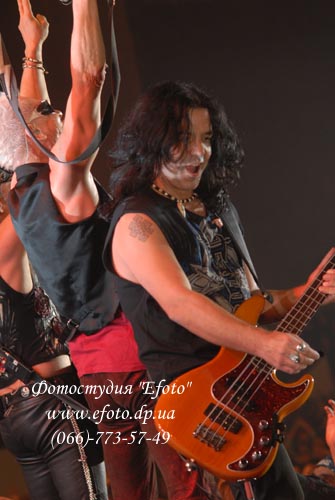 Фото:  Павел Мончивода, группа Scorpions на концерте в Днепропетровске