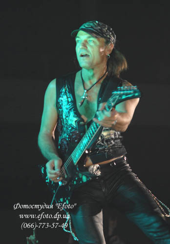 Фото Маттиаса Ябса, группа Scorpions на концерте в Днепропетровске