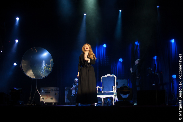 Фото: концерт Тины Кароль  в Днепропетровске