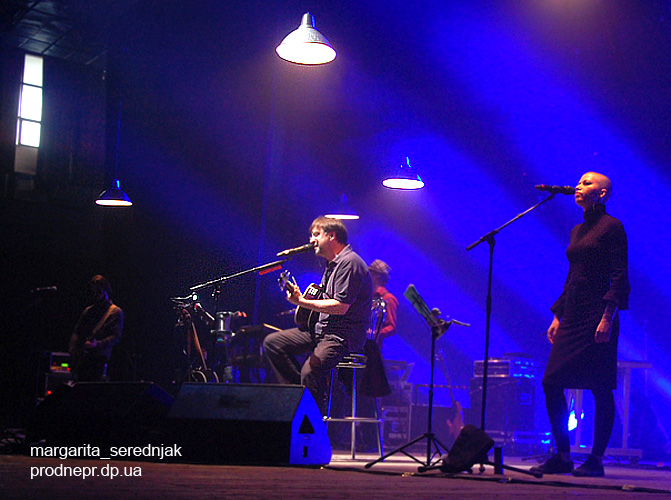  Днепропетровск, фото с  концерта ДДТ и Юрия Шевчука в Днепропетровске 