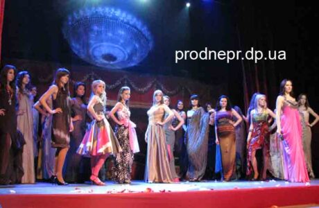 Fashion-бал КРЕАТИВ-ШКОЛЫ моделей агентства "DNEPR-MODELS"