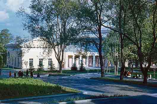 Дворец культуры студентов ДНУ в Днепропетровске, 1974 год, Днепропетровск