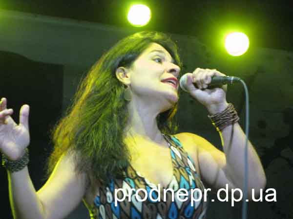 Фото:  Мауша Аднет, Brasil Bossanova,  Джазовый фестиваль Live in Blue Bay-2010
