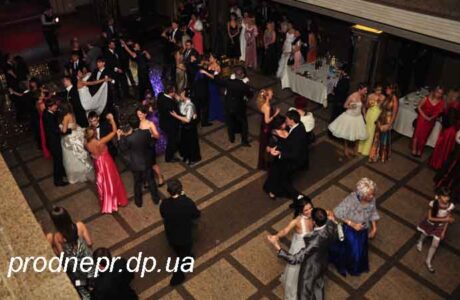 Фото:  Городской Новогодний Благотворительный Бал в Днепропетровске-2012