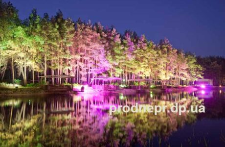 Фото:  модный показ одежды на FASHION PARAD – GOLDEN PARTY   в Днепропетровске