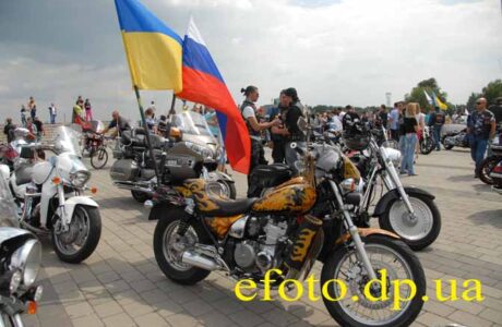 Фото  открытия  фестиваля "Краще місто – Дніпропетровськ".  в Днепропетровске
