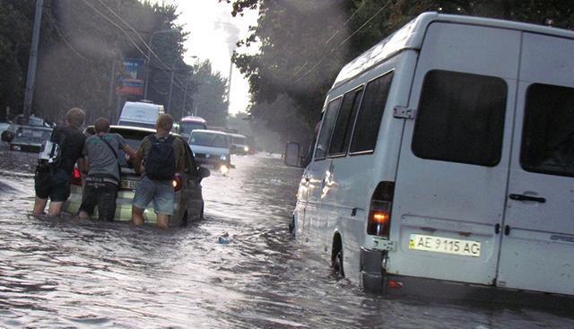 фото: город Днепропетровск после ливня
