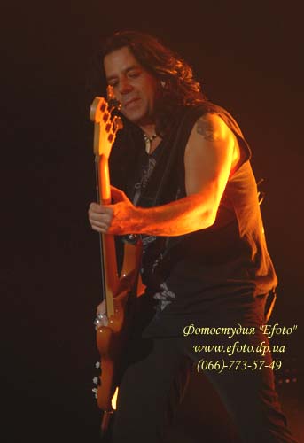 Фото Павла Мончиводы, группа Scorpions на концерте в Днепропетровске