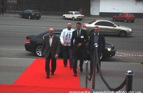 Фото: Владимир Меньшов в Кинотеатре “Правда-кино” представляет: спортивная драма “Легенда №17” и шпионский триллер “Мёбиус”