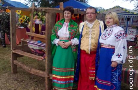 Фото:  Седьмой областной фестиваль – ярмарка народного творчества «Петриковский дивоцвит-2013»