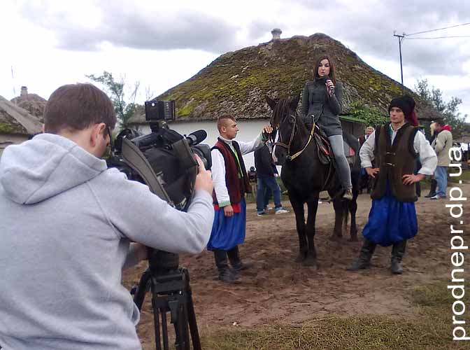 Фото: журналисты на хуторе Галушковка, Днепропетровская область