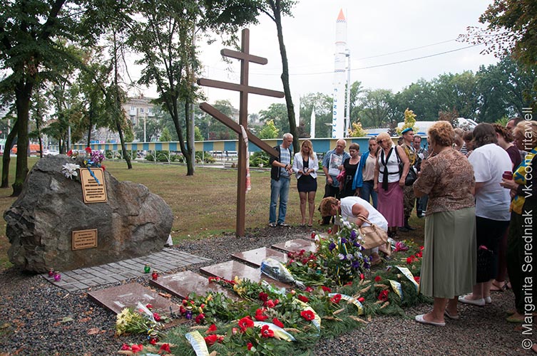 У Дніпропетровську вшанували пам'ять загиблих бійців 25-ї повітряно-десантної бригади
